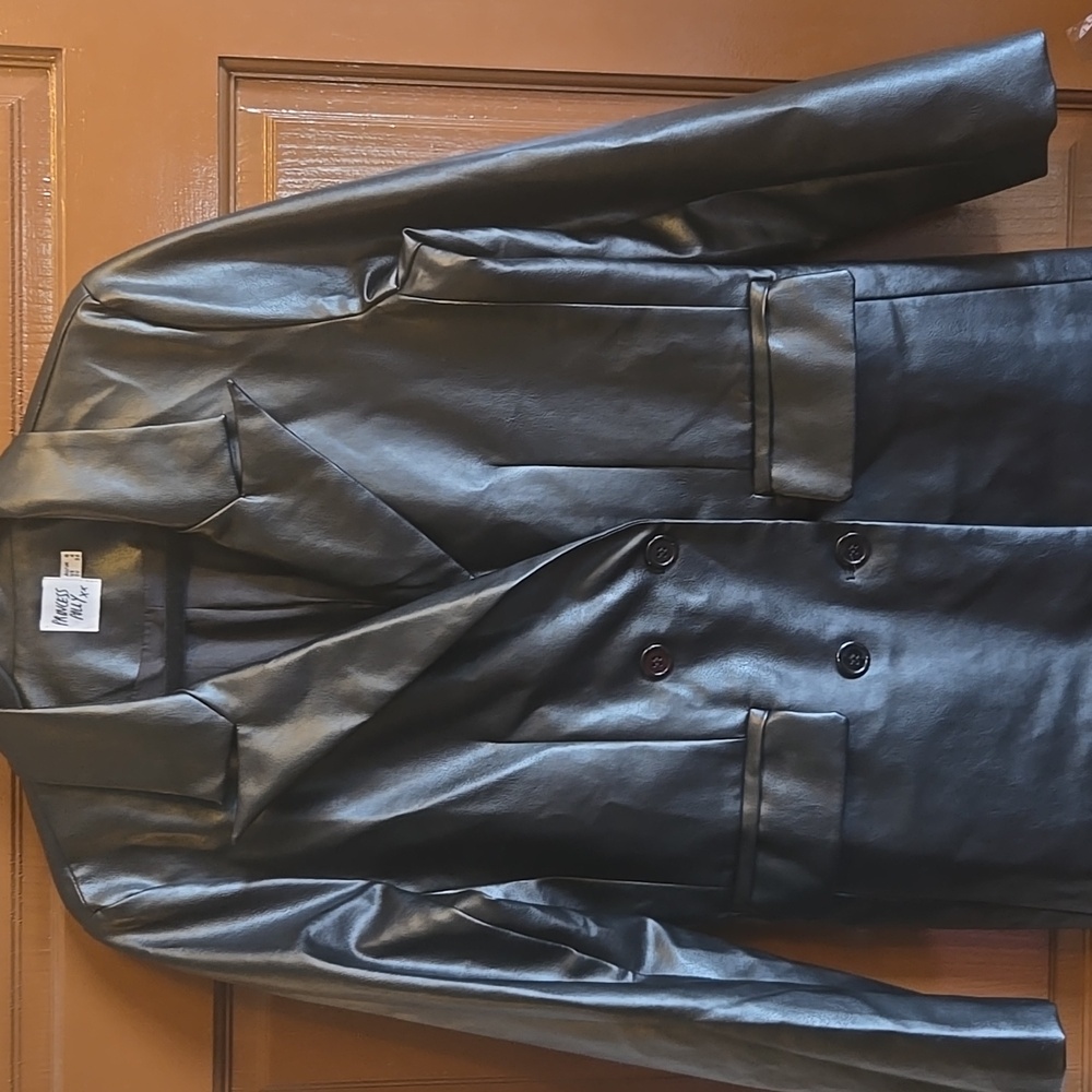 Princess Polly-Blk faux leather double breasted blazer Sz 4.